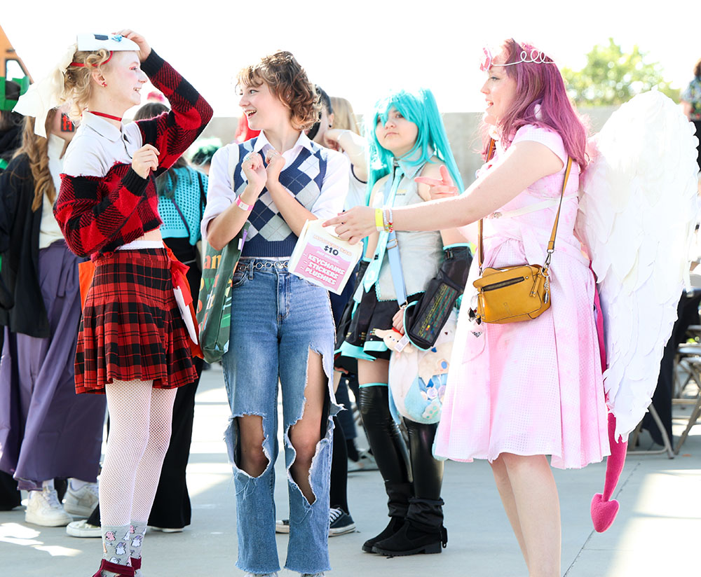 Teens enjoying the convention