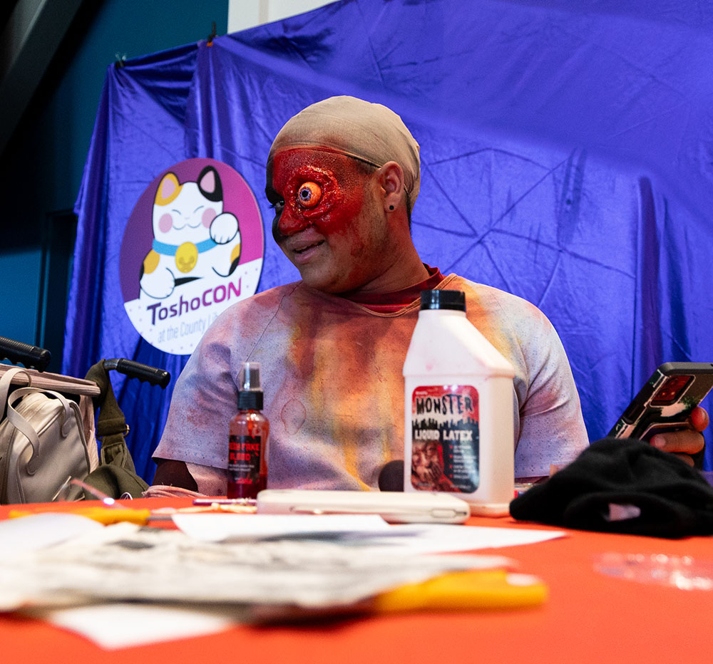 Teen demonstrating how to do cosplay