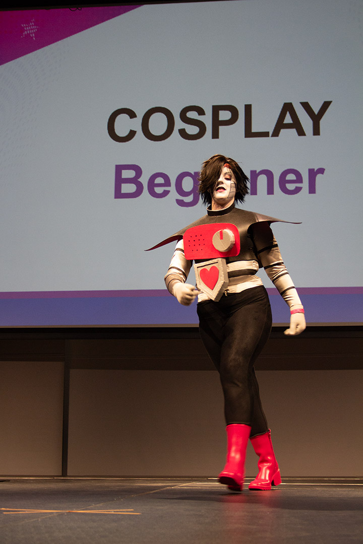 The beginner Walk on cosplay