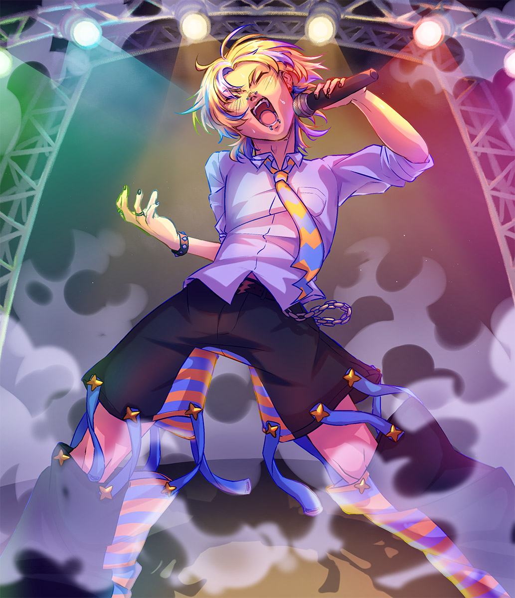 Jus some guy screaming into a microphone who let him up there wtf (original)